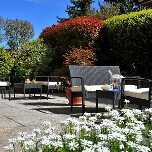 https://astoria-desenzano-del-garda.it-lombardy.com