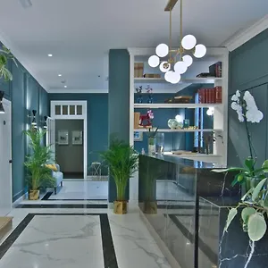 https://hotel-golf-florence.it-tuscanyhotel.com